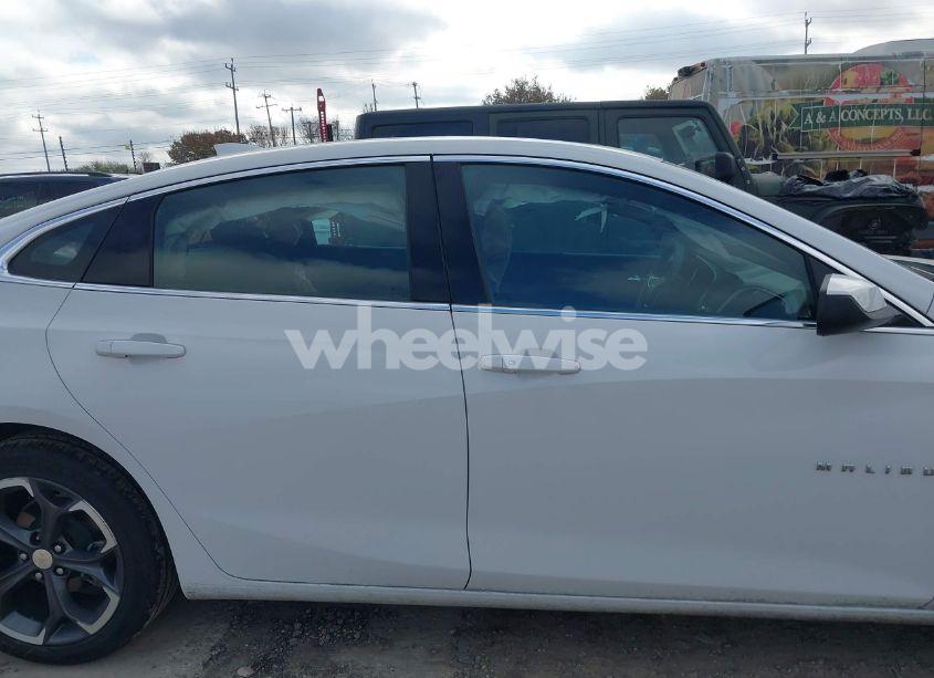 Photo 13 of 2023 Chevrolet Malibu FWD 1LT (VIN 1G1ZD5ST9PF237876)