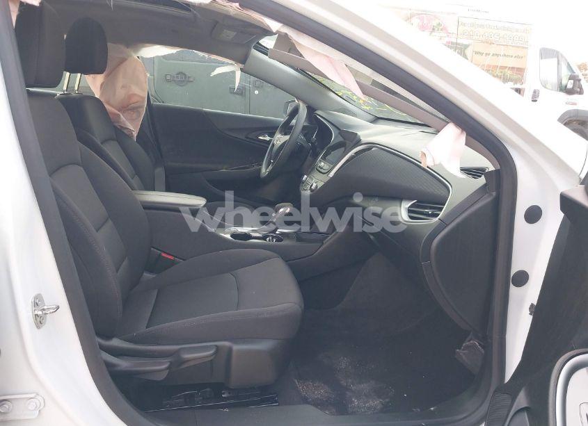 Photo 5 of 2023 Chevrolet Malibu FWD 1LT (VIN 1G1ZD5ST9PF237876)
