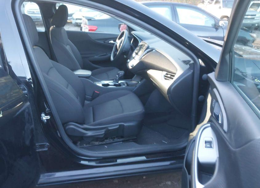 Photo 5 of 2023 Chevrolet Malibu FWD 1LT (VIN 1G1ZD5ST9PF240860)