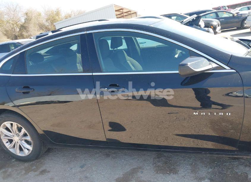 Photo 13 of 2023 Chevrolet Malibu FWD 1LT (VIN 1G1ZD5ST9PF244973)