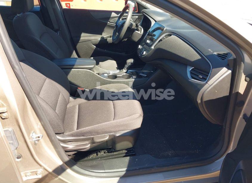 Photo 5 of 2023 Chevrolet Malibu FWD 1LT (VIN 1G1ZD5ST9PF251101)
