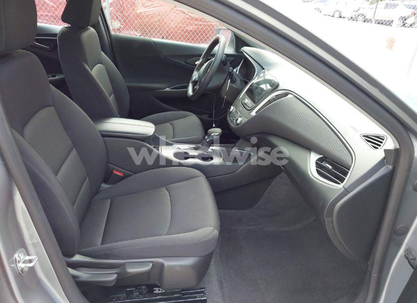 Photo 5 of 2024 Chevrolet Malibu FWD 1LT (VIN 1G1ZD5ST9RF112637)