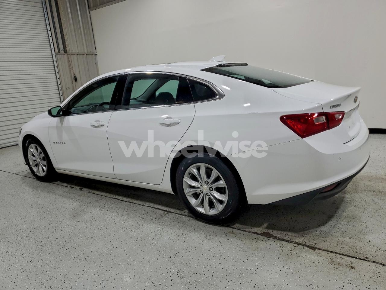 Photo 2 of 2024 CHEVROLET MALIBU LT (VIN 1G1ZD5ST9RF123489)