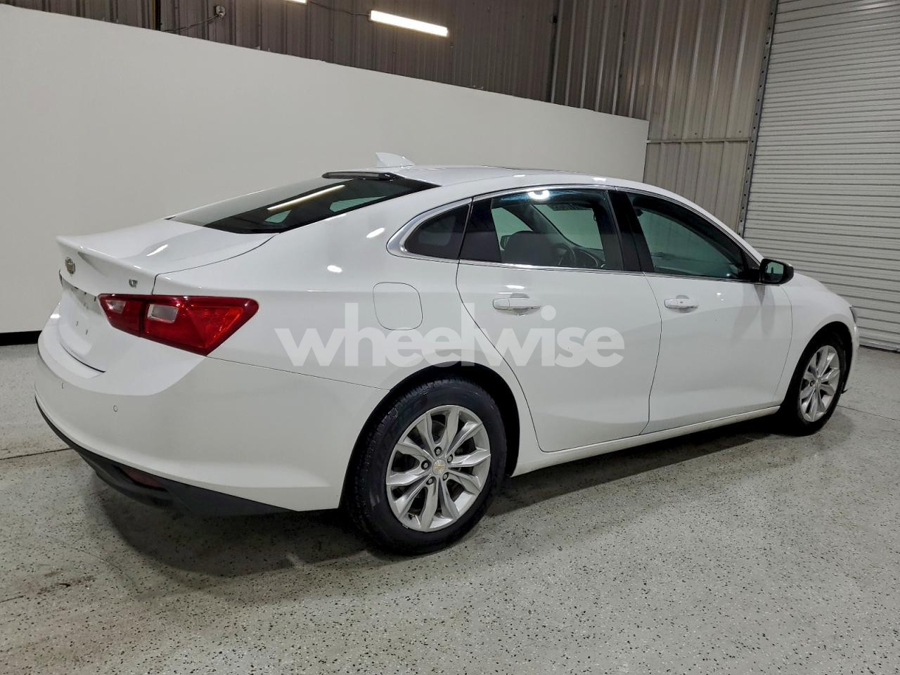 Photo 3 of 2024 CHEVROLET MALIBU LT (VIN 1G1ZD5ST9RF123489)