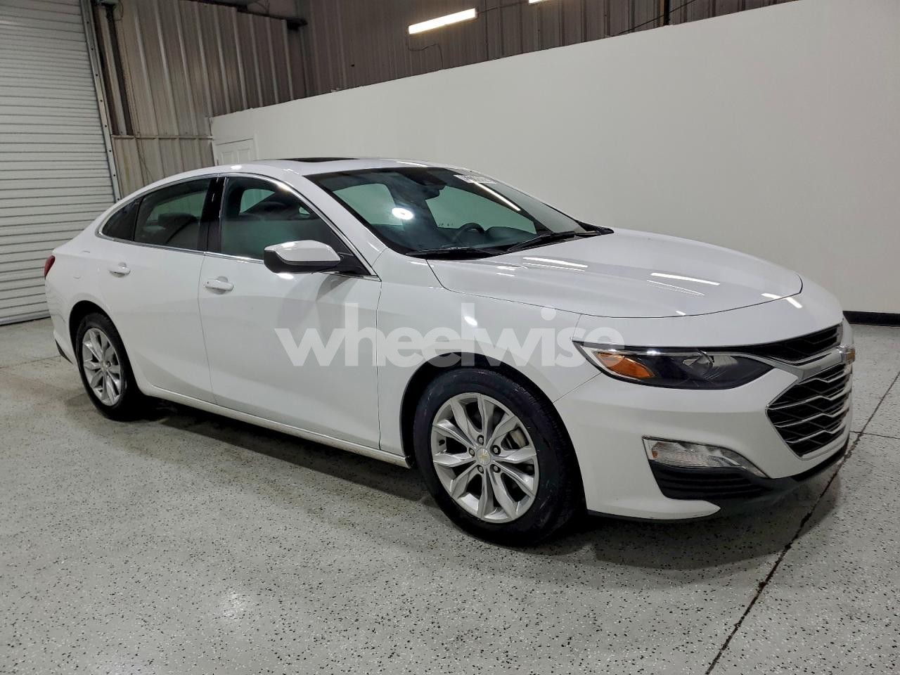 Photo 4 of 2024 CHEVROLET MALIBU LT (VIN 1G1ZD5ST9RF123489)