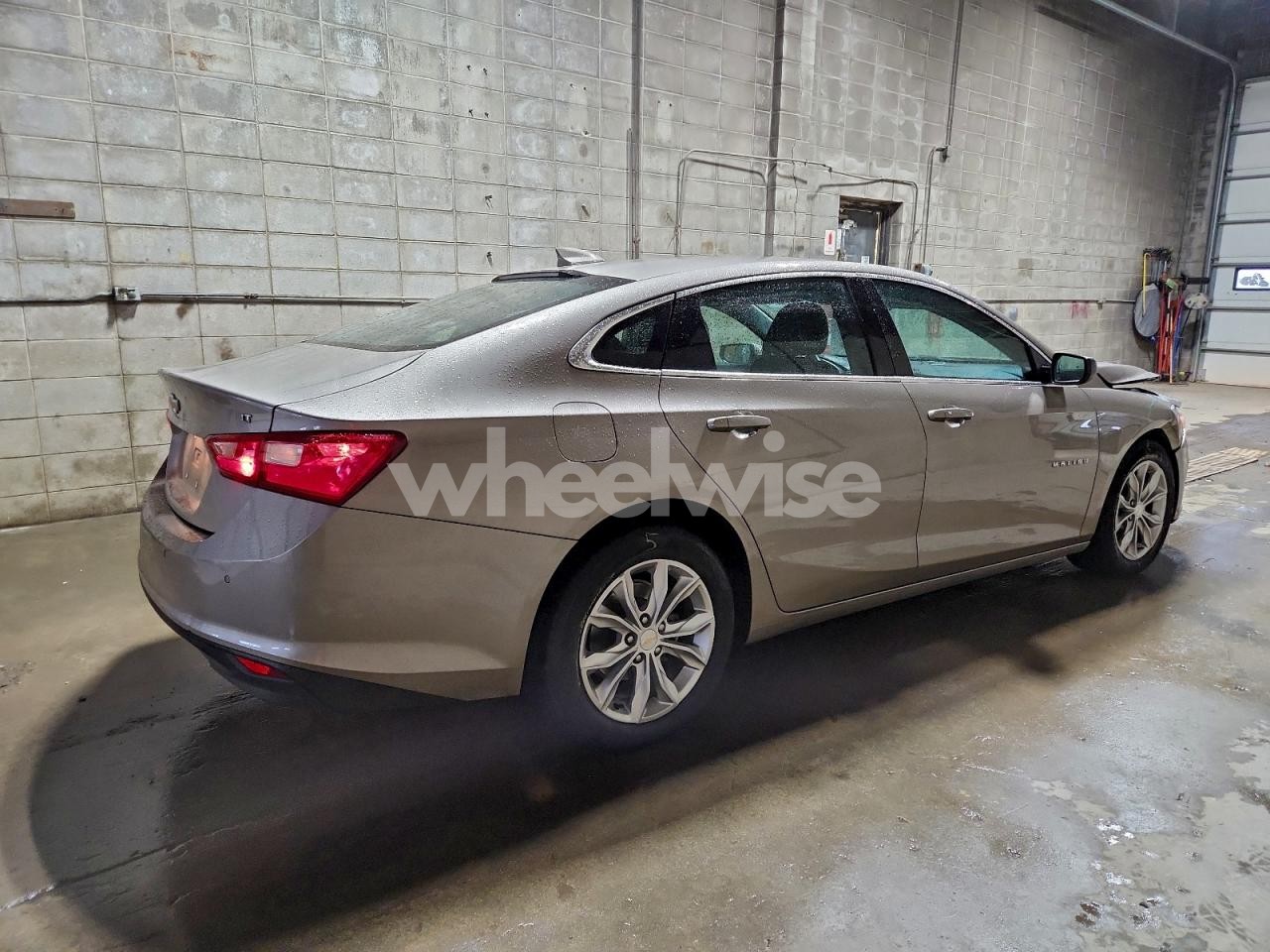 Photo 3 of 2024 CHEVROLET MALIBU LT (VIN 1G1ZD5ST9RF141832)