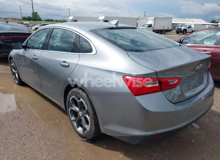 Photo 3 of 2024 Chevrolet Malibu FWD 1LT (VIN 1G1ZD5ST9RF161255)