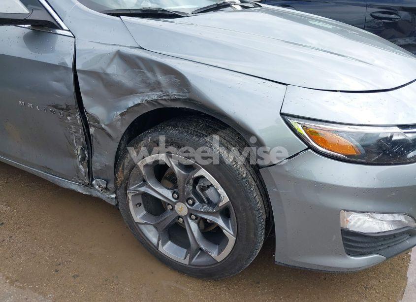 Photo 6 of 2024 Chevrolet Malibu FWD 1LT (VIN 1G1ZD5ST9RF161255)