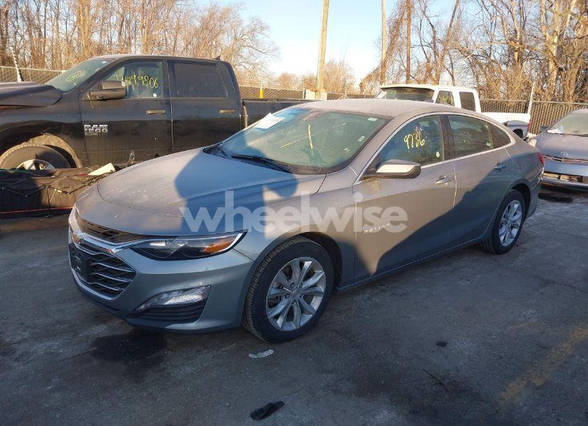 Photo 2 of 2024 Chevrolet Malibu FWD 1LT (VIN 1G1ZD5ST9RF164642)