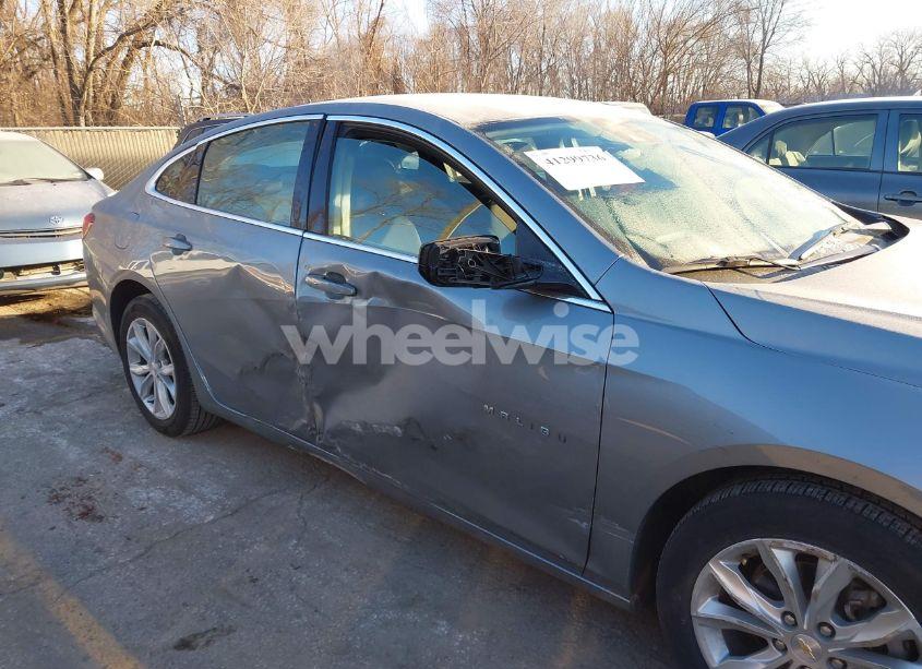 Photo 6 of 2024 Chevrolet Malibu FWD 1LT (VIN 1G1ZD5ST9RF164642)