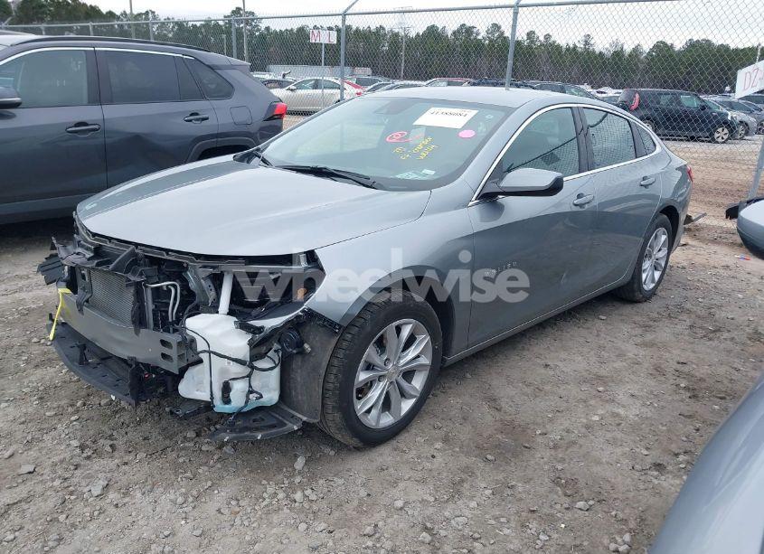 Photo 2 of 2024 Chevrolet Malibu FWD 1LT (VIN 1G1ZD5ST9RF220112)