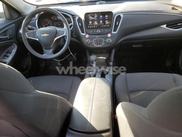 Photo 2 of 2025 CHEVROLET MALIBU LT N/A (VIN 1G1ZD5ST9SF118315)