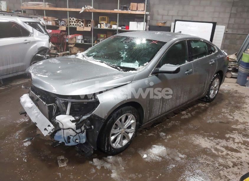 Photo 2 of 2025 Chevrolet Malibu FWD 1LT (VIN 1G1ZD5ST9SF156529)