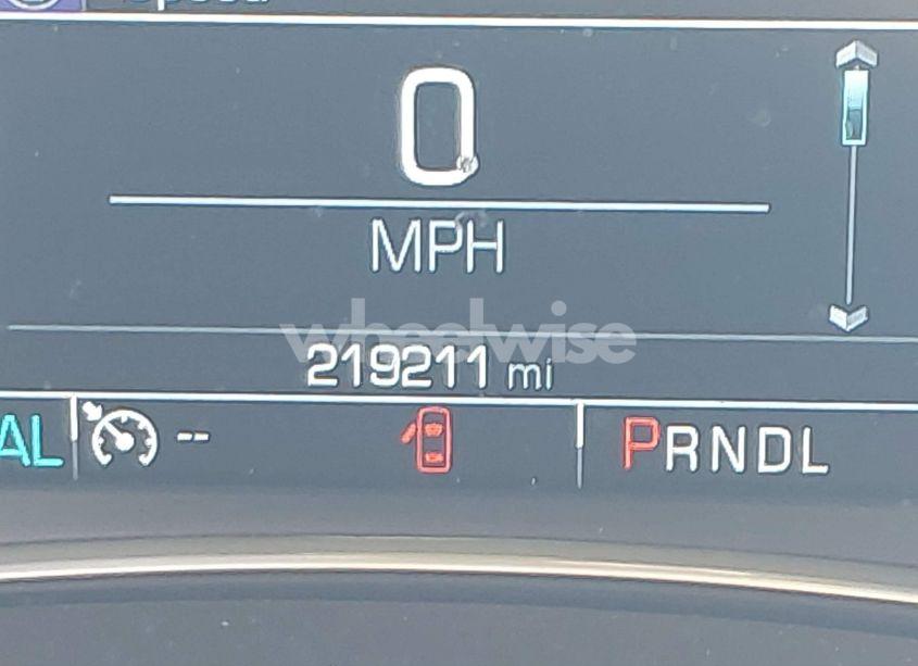 Photo 15 of 2018 Chevrolet Malibu LT (VIN 1G1ZD5STXJF109752)