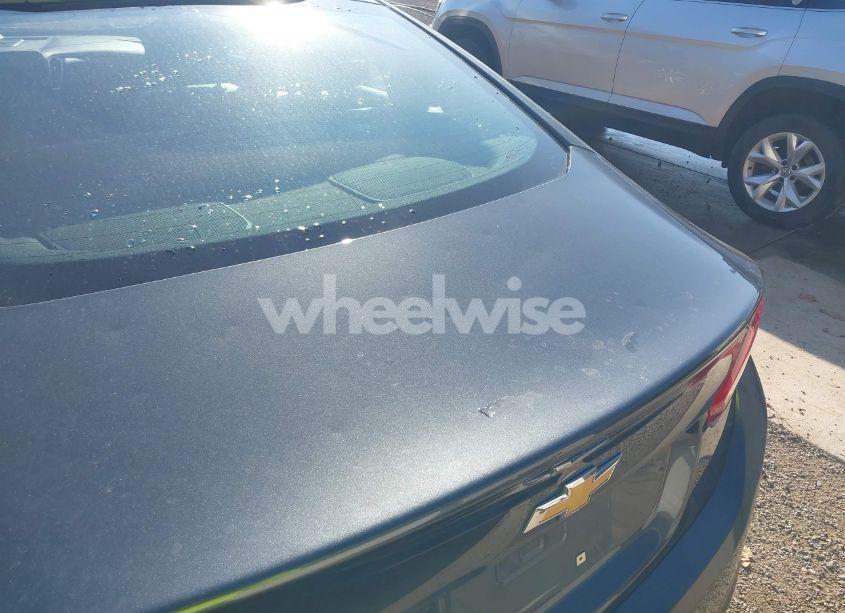 Photo 6 of 2018 Chevrolet Malibu LT (VIN 1G1ZD5STXJF109752)