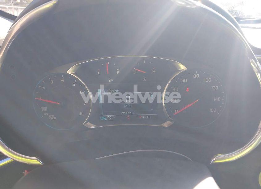 Photo 7 of 2018 Chevrolet Malibu LT (VIN 1G1ZD5STXJF109752)