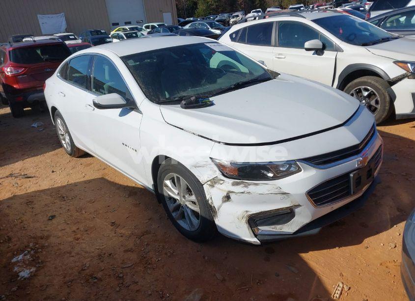 2018 Chevrolet Malibu LT (VIN 1G1ZD5STXJF110173) main photo