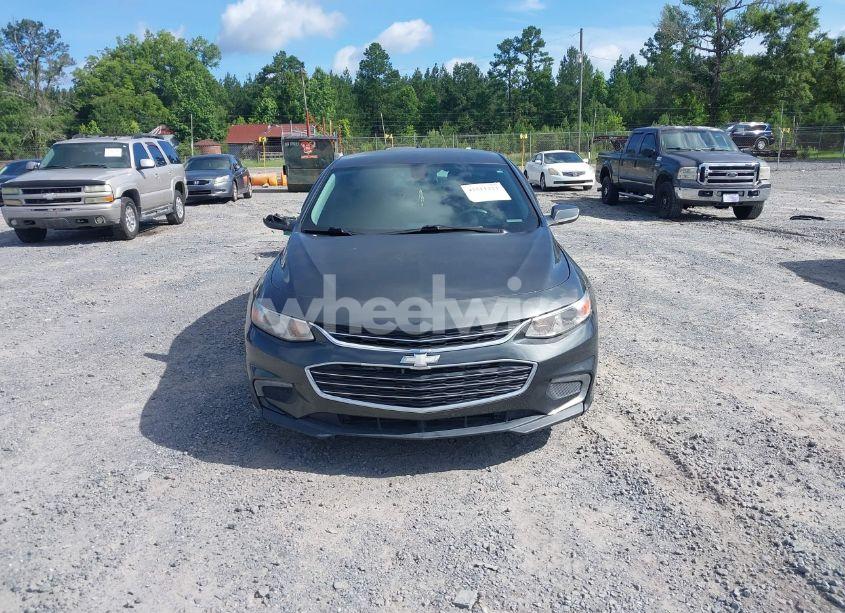 Photo 12 of 2018 Chevrolet Malibu LT (VIN 1G1ZD5STXJF134828)