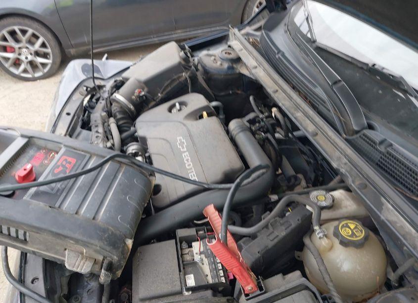 Photo 10 of 2018 Chevrolet Malibu LT (VIN 1G1ZD5STXJF137339)