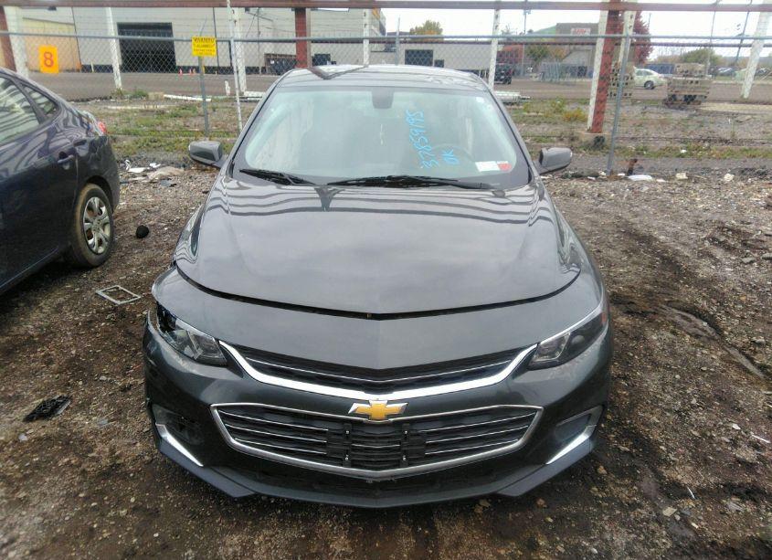 Photo 11 of 2018 Chevrolet Malibu LT (VIN 1G1ZD5STXJF145473)