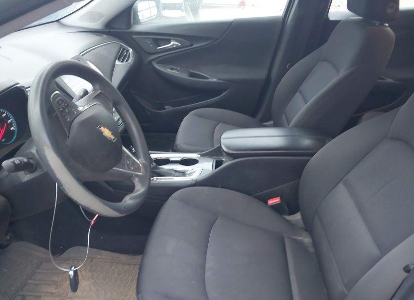 Photo 20 of 2018 Chevrolet Malibu LT (VIN 1G1ZD5STXJF153511)