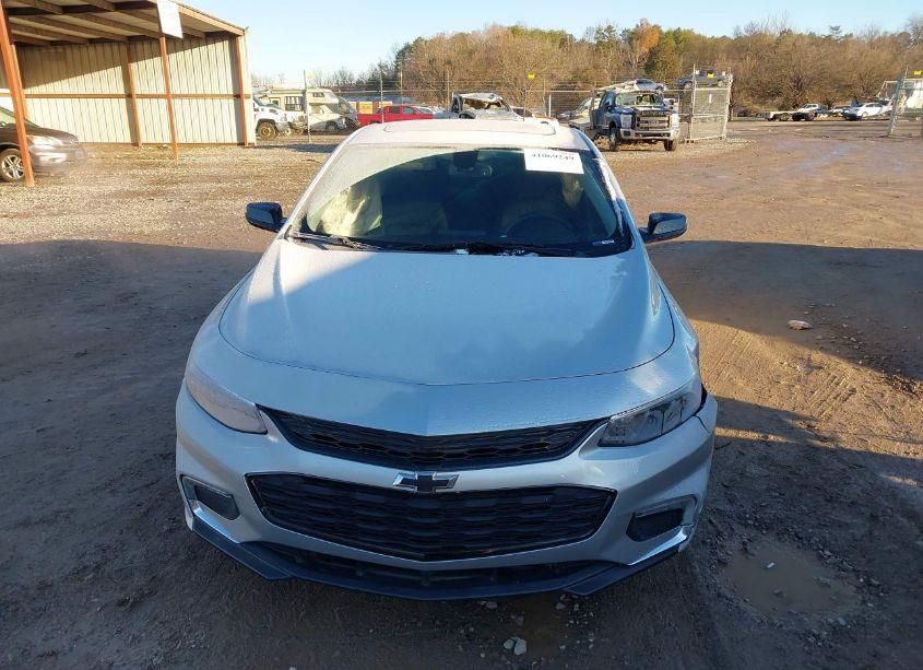 Photo 12 of 2018 Chevrolet Malibu LT (VIN 1G1ZD5STXJF162239)