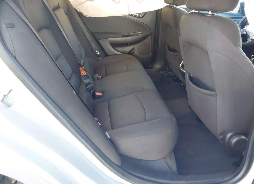 Photo 8 of 2018 Chevrolet Malibu LT (VIN 1G1ZD5STXJF162239)