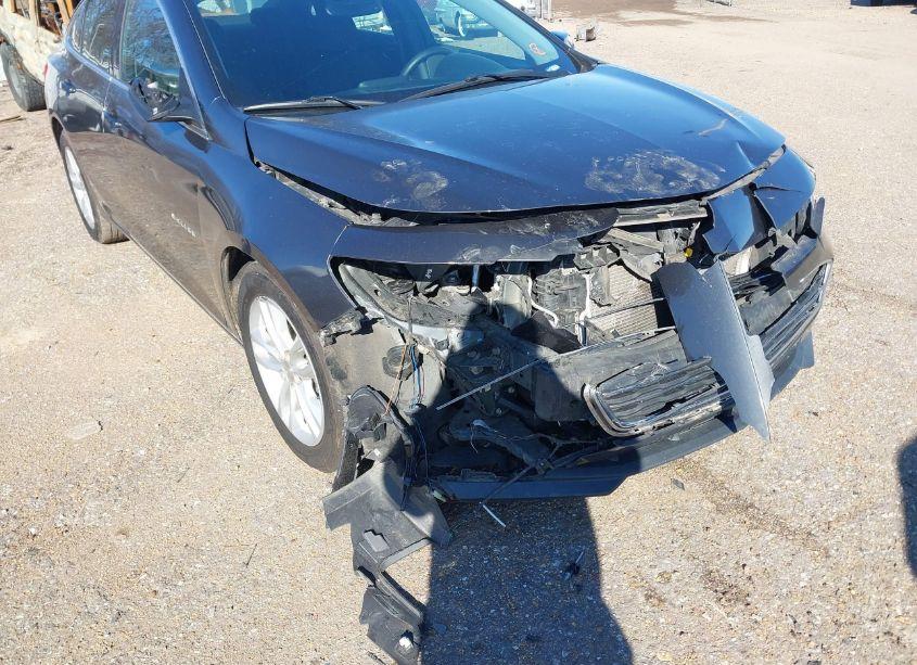 2018 Chevrolet Malibu LT (VIN 1G1ZD5STXJF165948) main photo