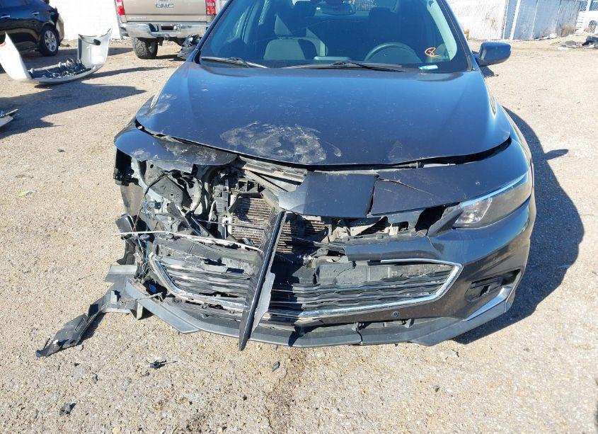 Photo 13 of 2018 Chevrolet Malibu LT (VIN 1G1ZD5STXJF165948)