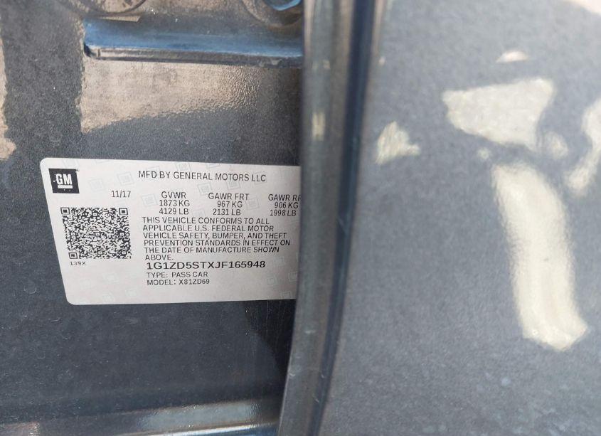 Photo 9 of 2018 Chevrolet Malibu LT (VIN 1G1ZD5STXJF165948)