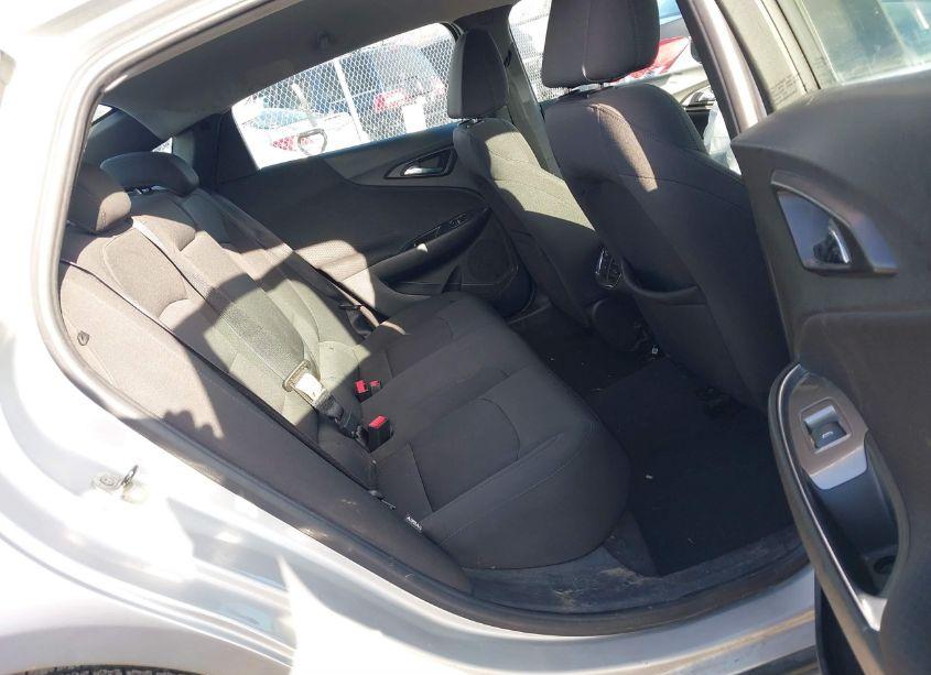 Photo 8 of 2018 Chevrolet Malibu LT (VIN 1G1ZD5STXJF172673)