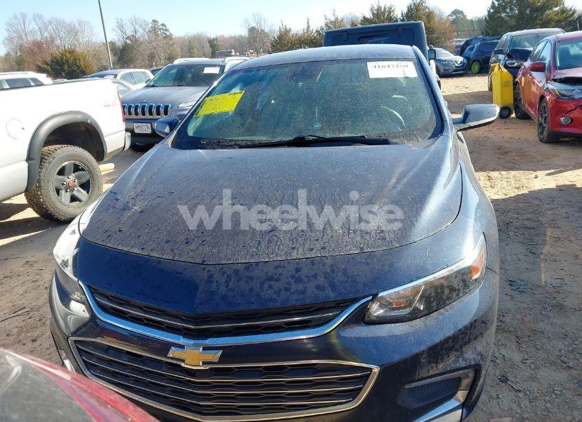 Photo 13 of 2018 Chevrolet Malibu LT (VIN 1G1ZD5STXJF187593)