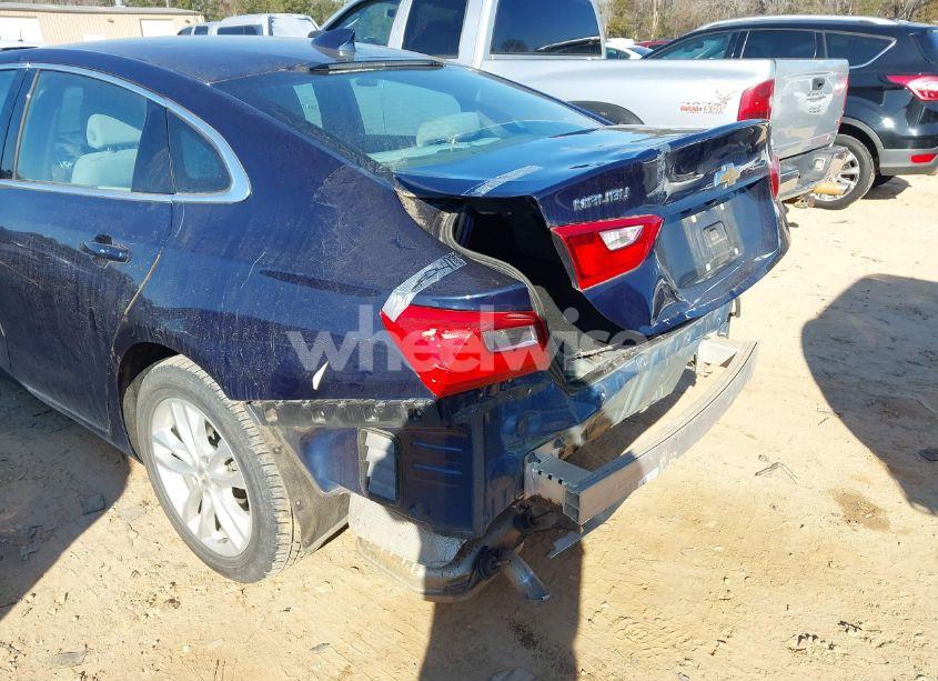 Photo 6 of 2018 Chevrolet Malibu LT (VIN 1G1ZD5STXJF187593)