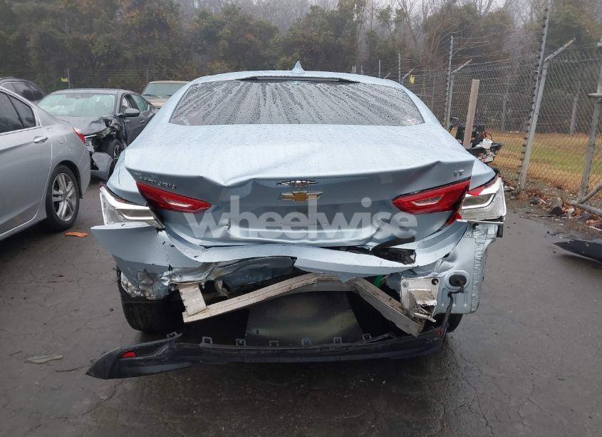 Photo 16 of 2018 Chevrolet Malibu LT (VIN 1G1ZD5STXJF193944)