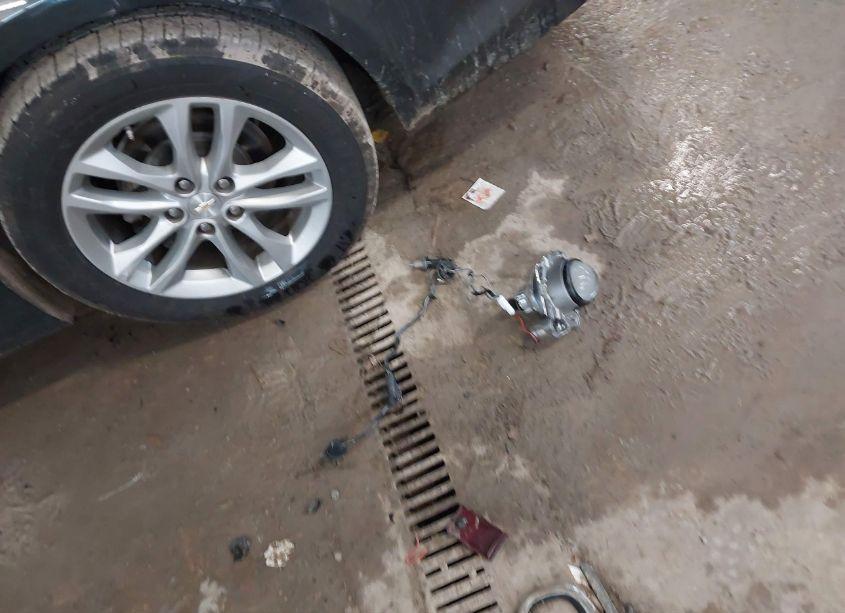 Photo 12 of 2018 Chevrolet Malibu LT (VIN 1G1ZD5STXJF194740)