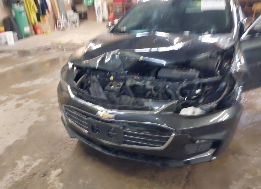 Photo 6 of 2018 Chevrolet Malibu LT (VIN 1G1ZD5STXJF194740)