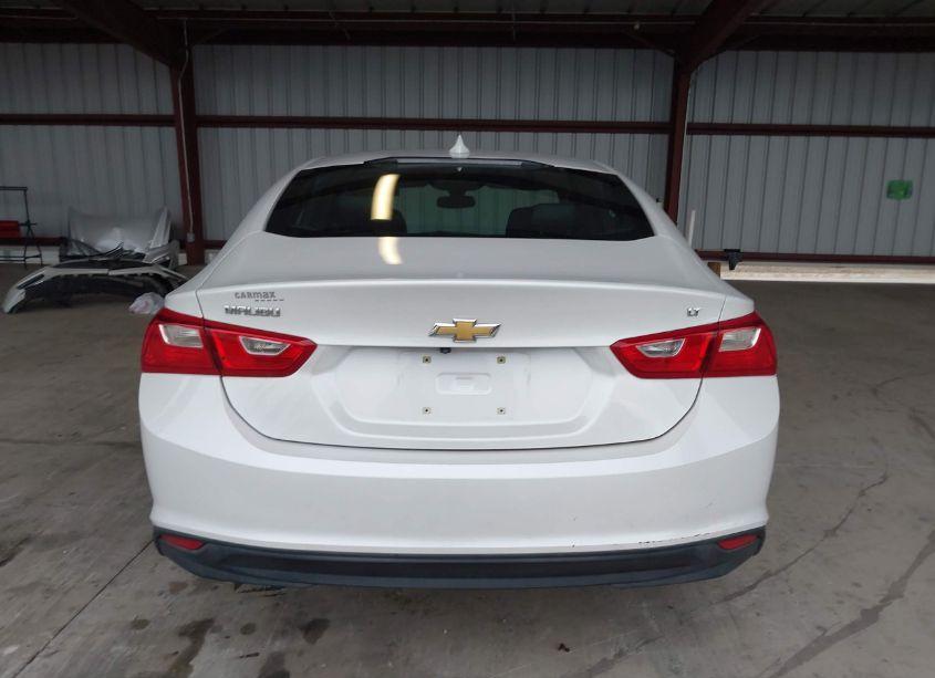 Photo 17 of 2018 Chevrolet Malibu LT (VIN 1G1ZD5STXJF202075)