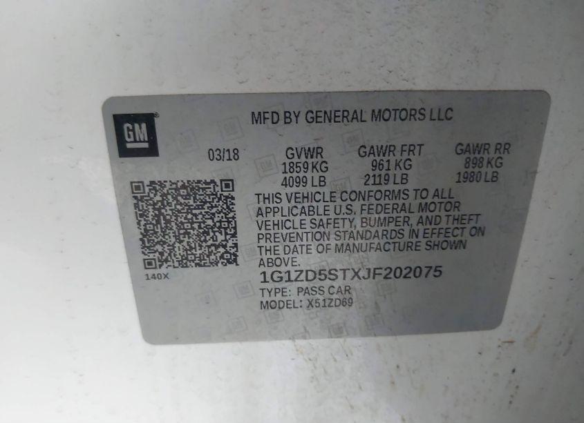 Photo 9 of 2018 Chevrolet Malibu LT (VIN 1G1ZD5STXJF202075)