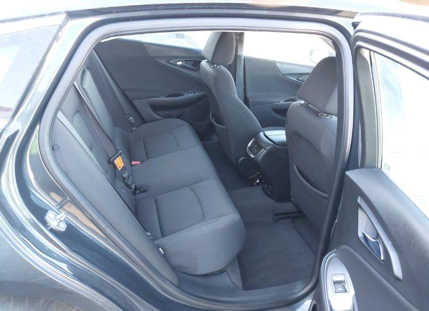 Photo 8 of 2018 Chevrolet Malibu LT (VIN 1G1ZD5STXJF216090)