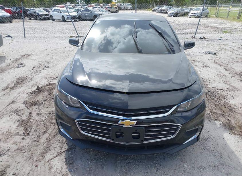 Photo 12 of 2018 Chevrolet Malibu LT (VIN 1G1ZD5STXJF230703)