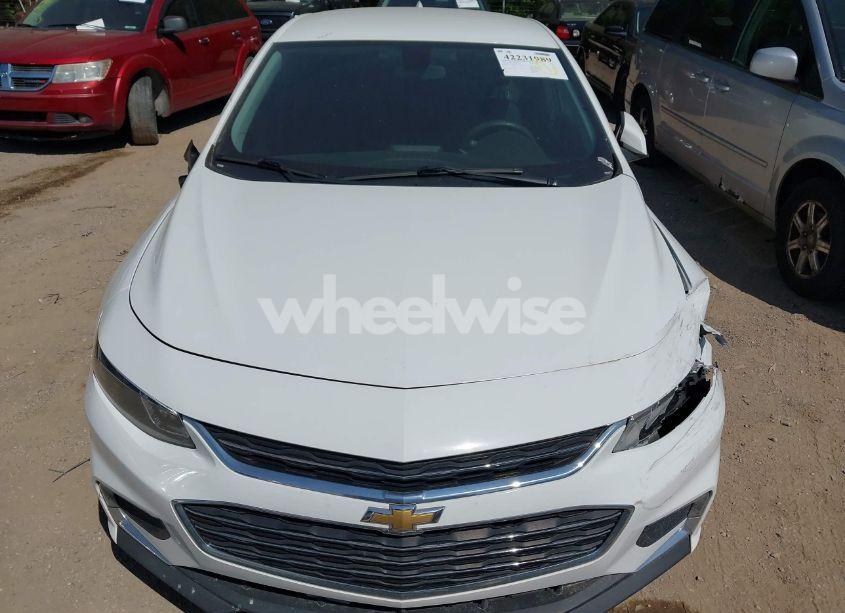 Photo 17 of 2018 Chevrolet Malibu LT (VIN 1G1ZD5STXJF238056)