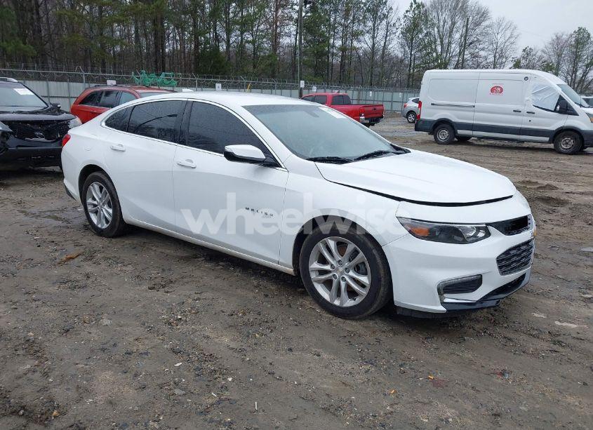 2018 Chevrolet Malibu LT (VIN 1G1ZD5STXJF270991) main photo