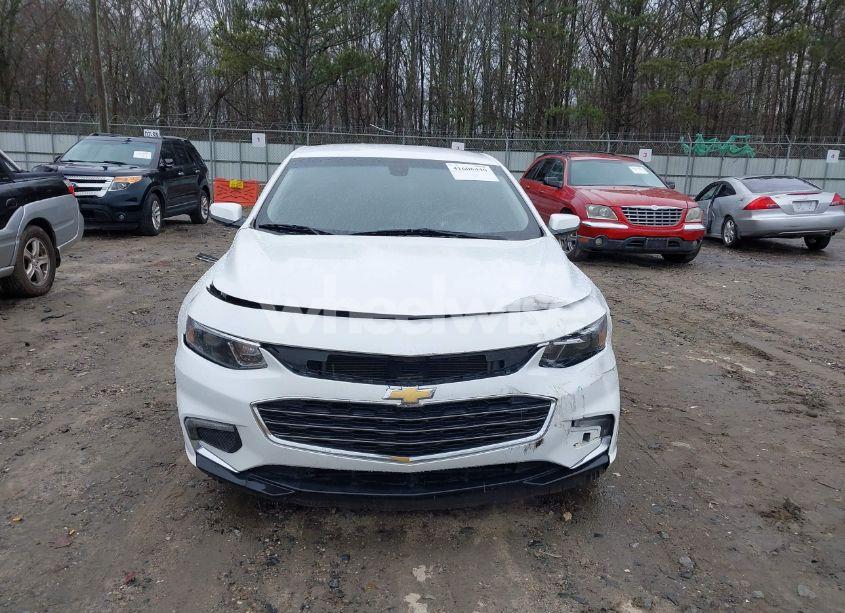 Photo 13 of 2018 Chevrolet Malibu LT (VIN 1G1ZD5STXJF270991)