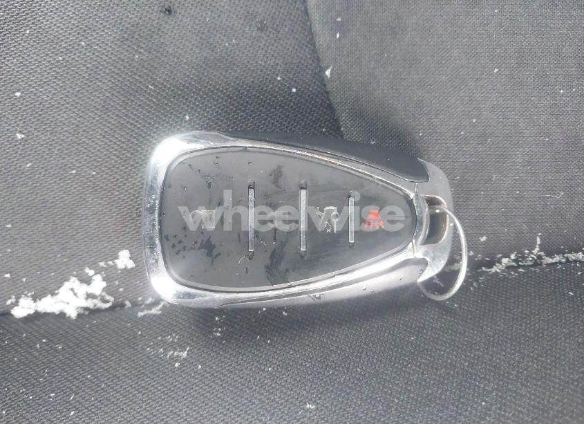 Photo 11 of 2018 Chevrolet Malibu LT (VIN 1G1ZD5STXJF281800)