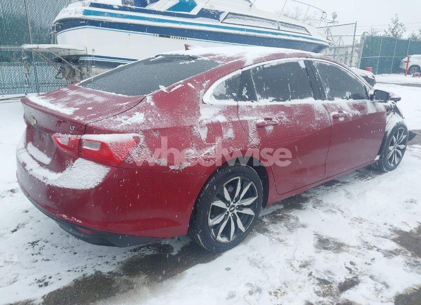 Photo 4 of 2018 Chevrolet Malibu LT (VIN 1G1ZD5STXJF281800)