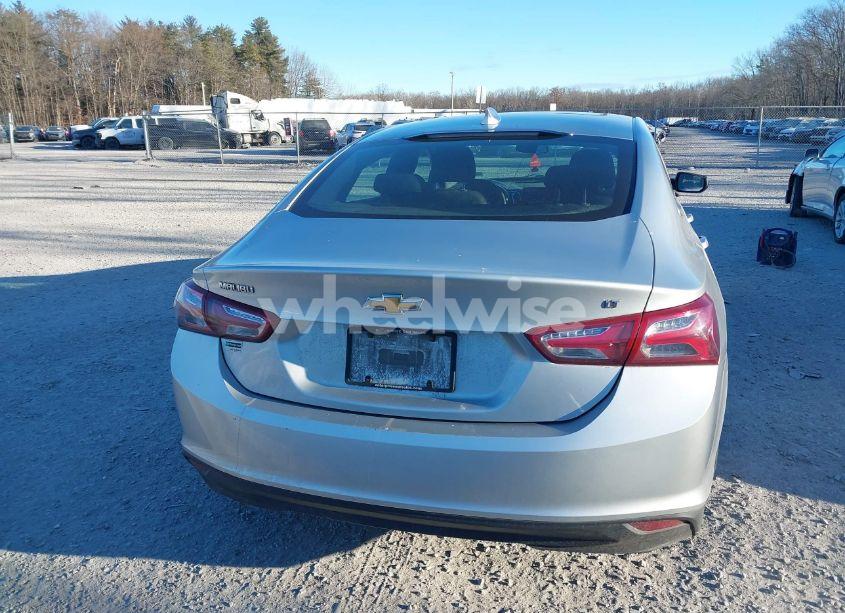 Photo 16 of 2019 Chevrolet Malibu LT (VIN 1G1ZD5STXKF107386)