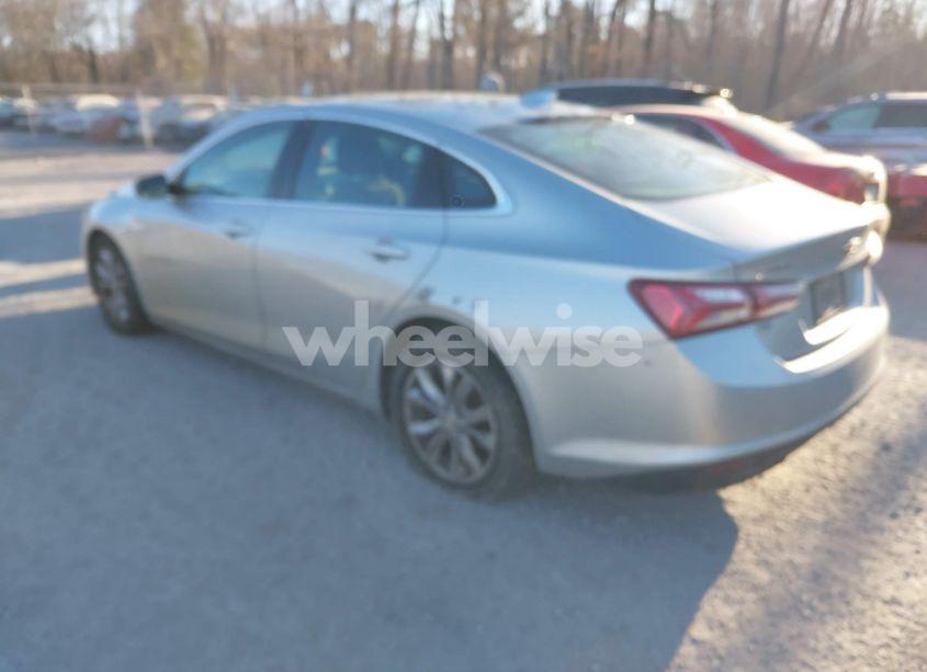 Photo 3 of 2019 Chevrolet Malibu LT (VIN 1G1ZD5STXKF107386)