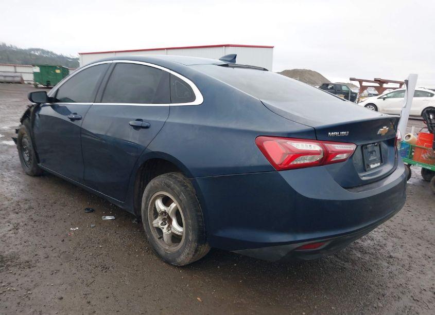 Photo 3 of 2019 Chevrolet Malibu LT (VIN 1G1ZD5STXKF107422)