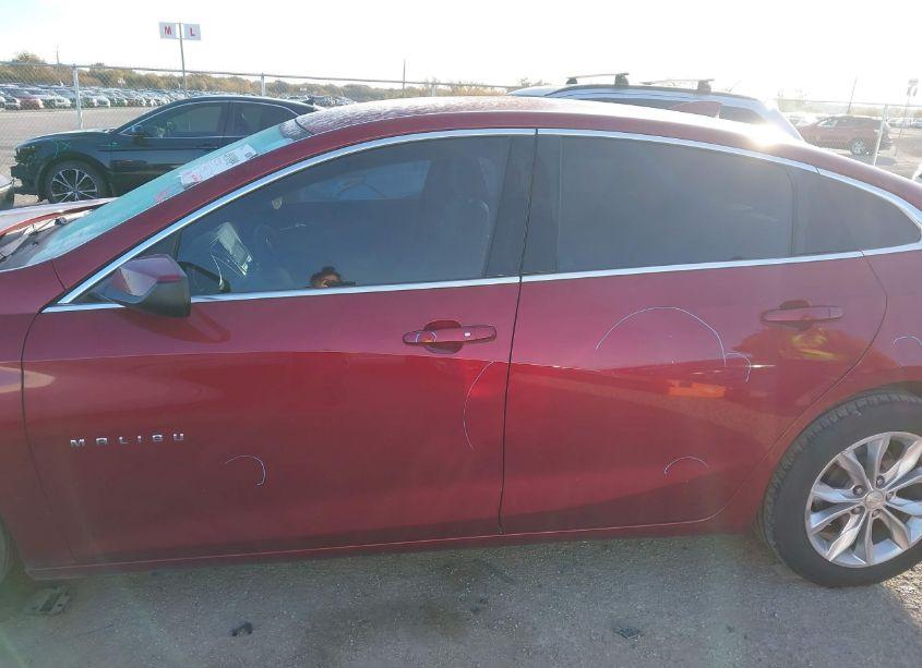 Photo 14 of 2019 Chevrolet Malibu LT (VIN 1G1ZD5STXKF117075)