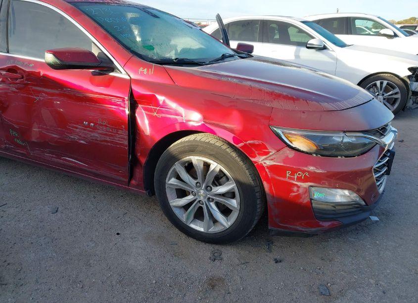 Photo 6 of 2019 Chevrolet Malibu LT (VIN 1G1ZD5STXKF117075)